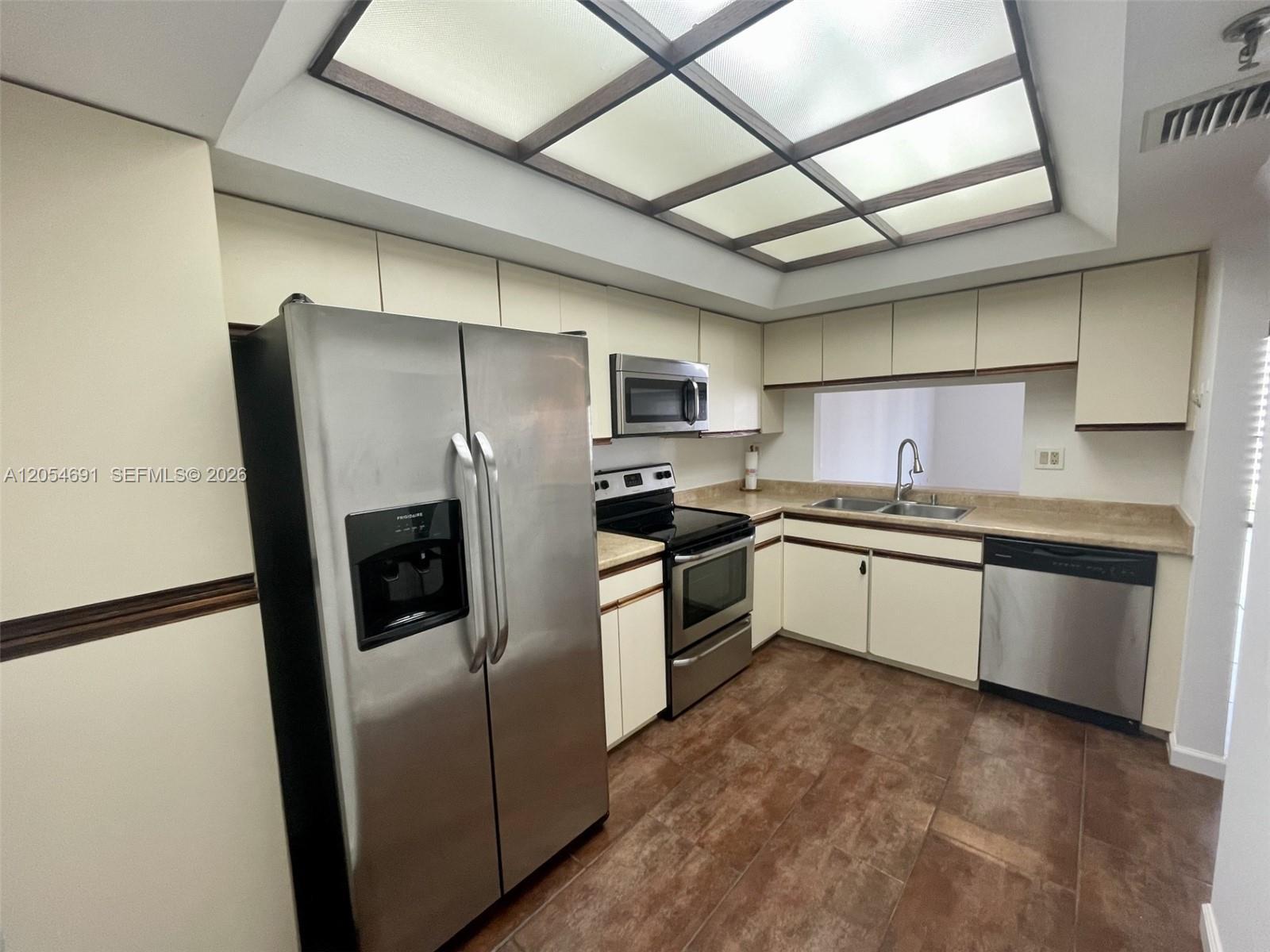 520 Brickell Key Dr # A1512, Miami FL 33131 photo 3