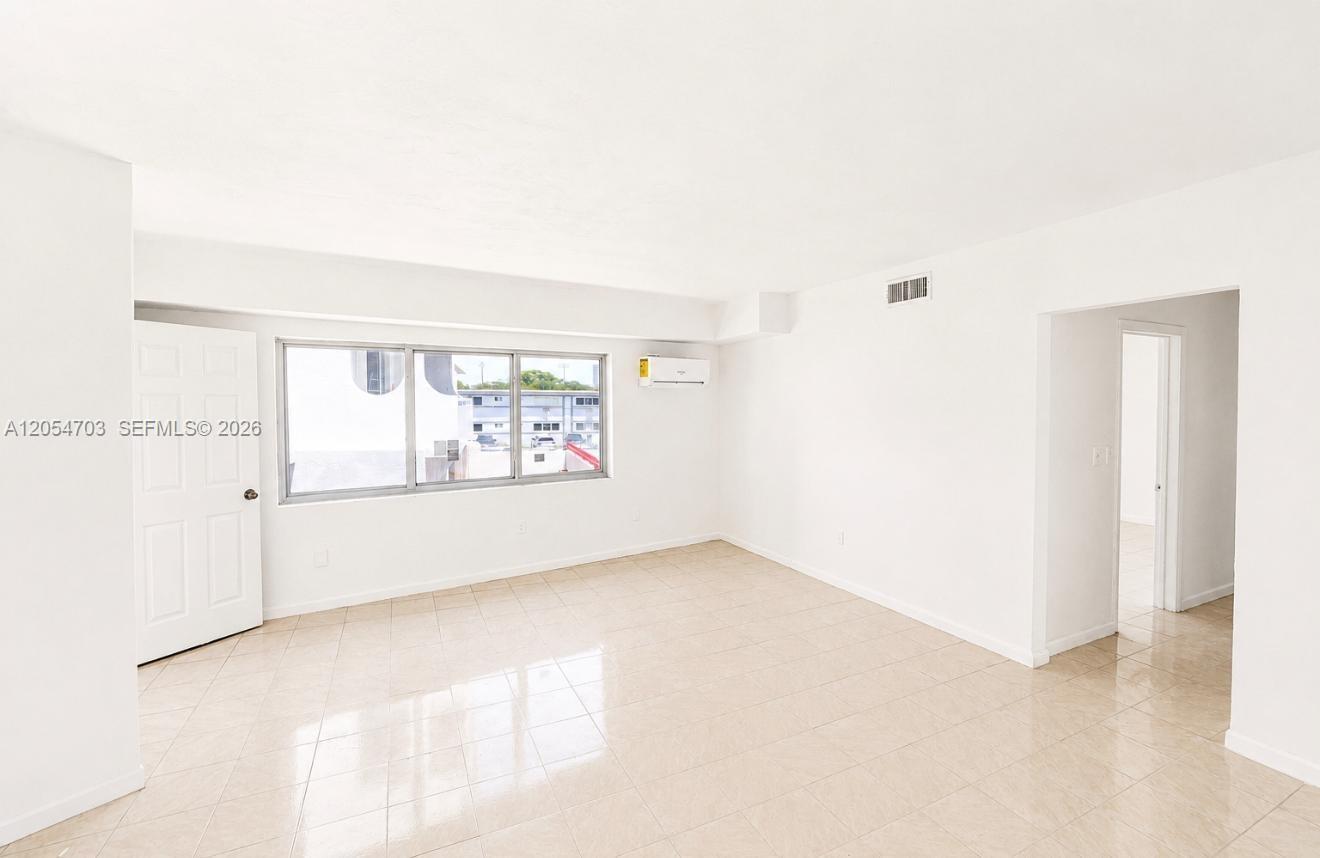 7271 Gary Ave # 25, Miami Beach FL 33141 photo 2