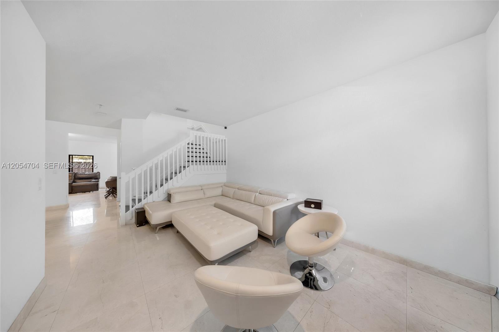 20674 NE 2nd Ct, Miami FL 33179 photo 3