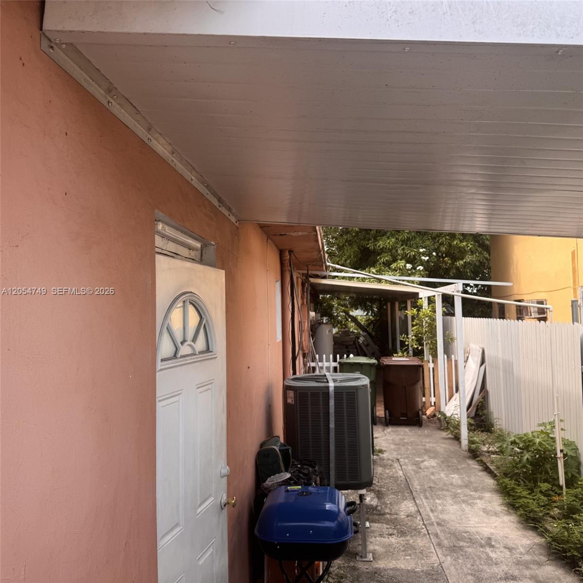 758 E 20th St, Hialeah FL 33013 photo 3