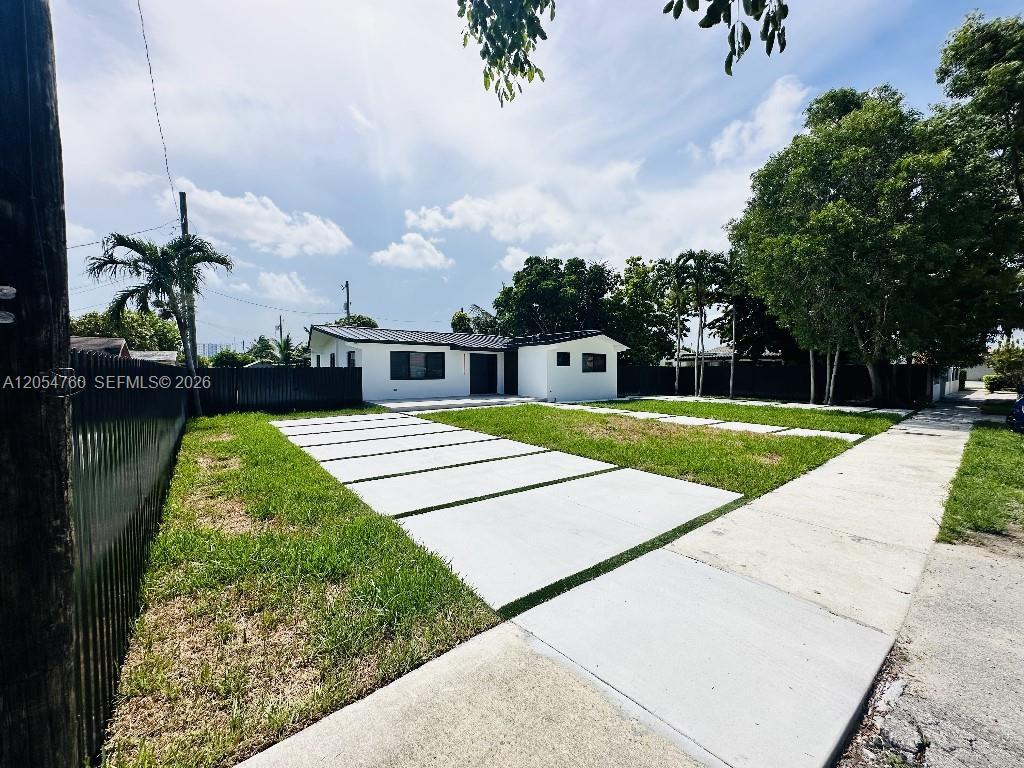430 SW 100th Ave, Sweetwater FL 33174 photo 5