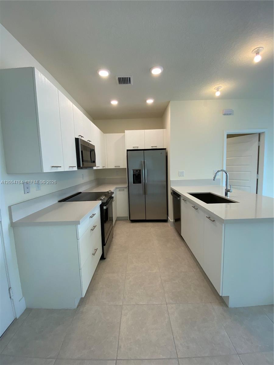8373 Central Park Blvd # 0, Doral FL 33166 photo 4