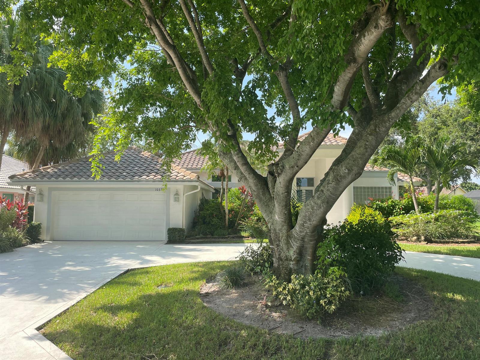 10370 NW 50TH Court, Coral Springs FL 33076 photo 2