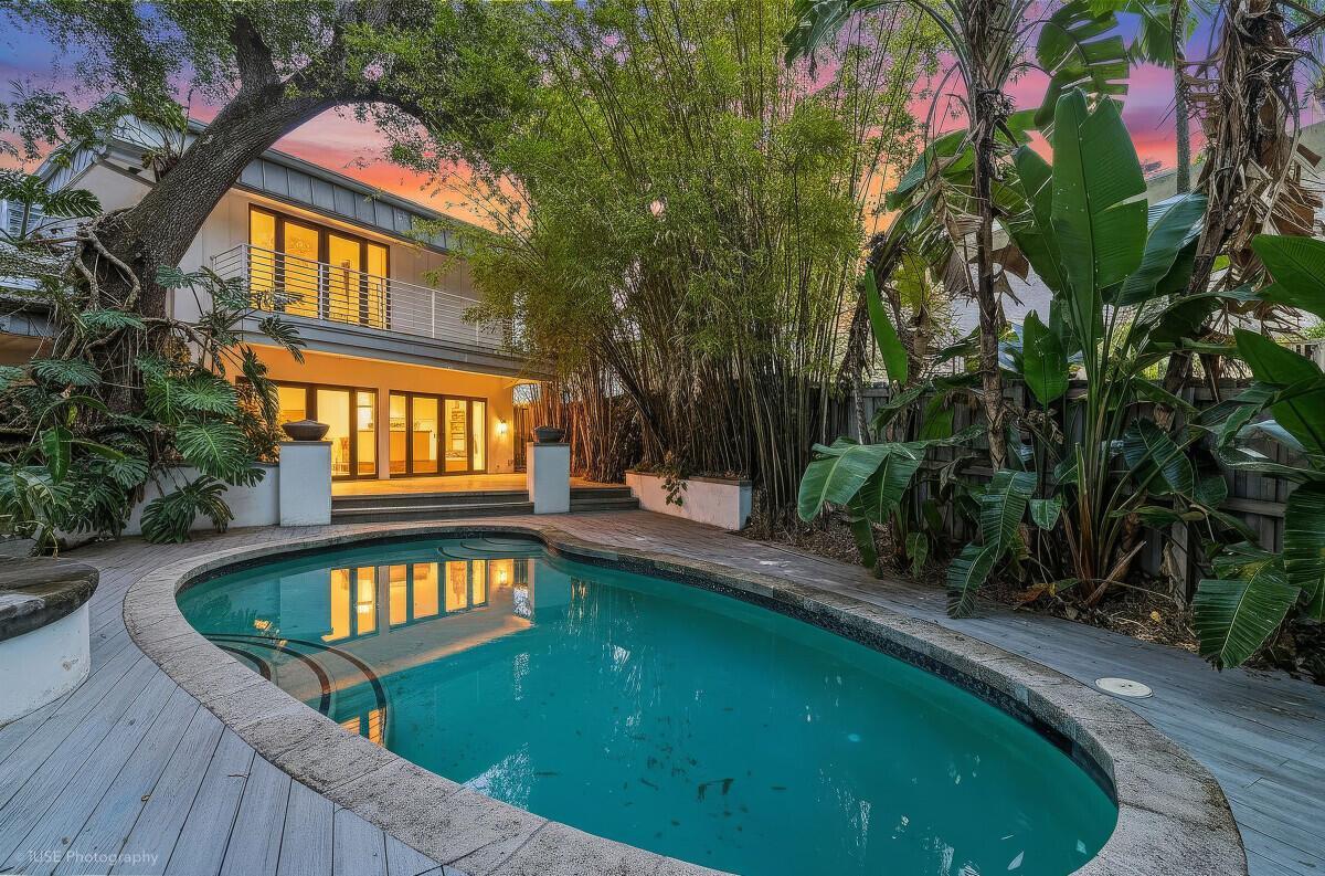 1343 Ponce De Leon Drive, Fort Lauderdale FL 33316 photo 2