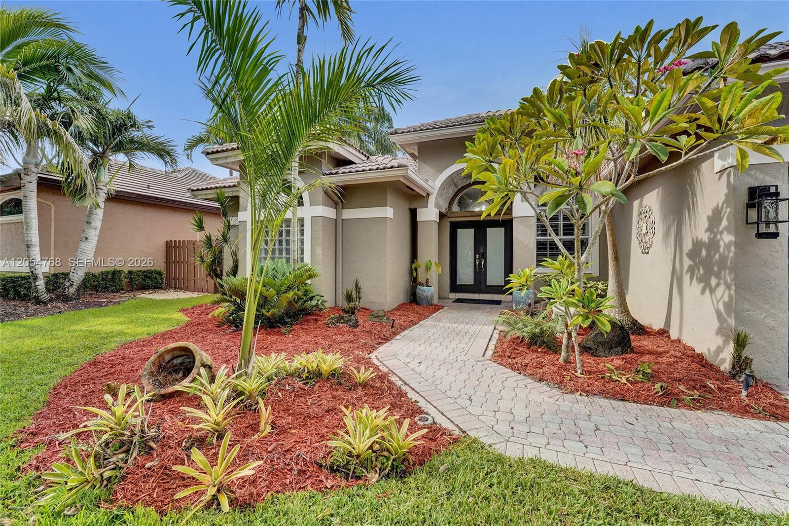 16366 N Mariposa Cir N, Pembroke Pines FL 33331 photo 3