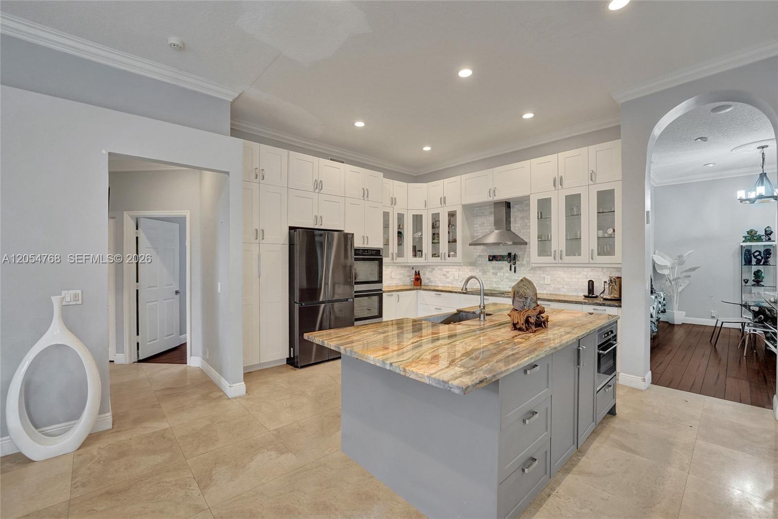 16366 N Mariposa Cir N, Pembroke Pines FL 33331 photo 4