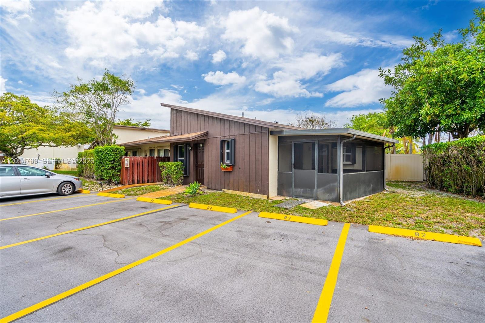 3201 NW 4th Ter # 85, Pompano Beach FL 33064 photo 2