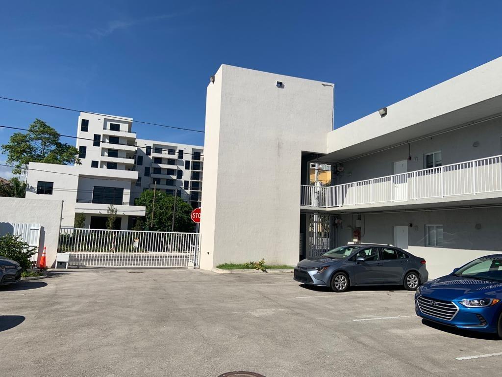 750 SW 2nd Street # 11, Miami FL 33130 photo 2