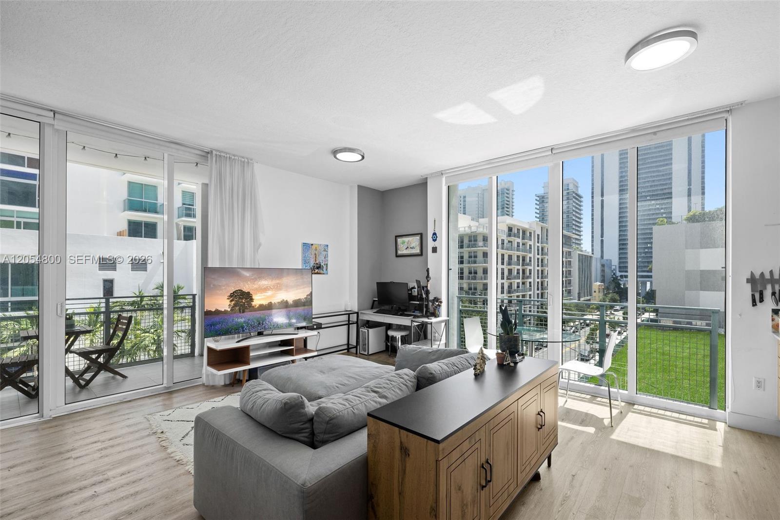 350 NE 24th St # 401, Miami FL 33137 photo 2
