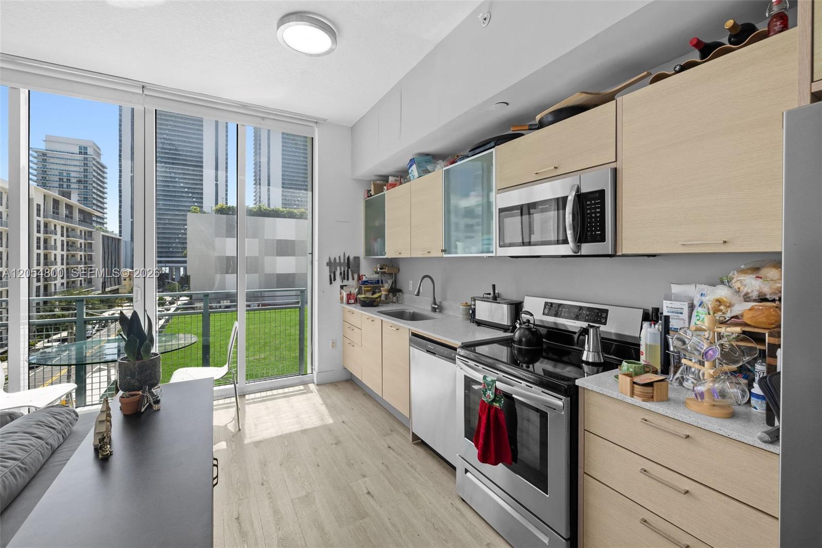 350 NE 24th St # 401, Miami FL 33137 photo 3