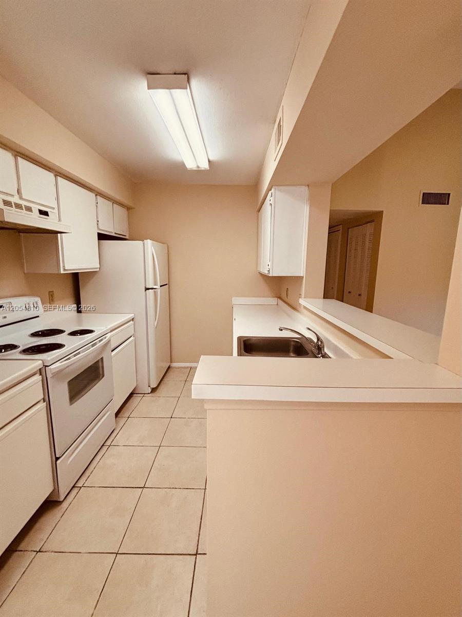 2607 NW 33rd St # 2114, Oakland Park FL 33309 photo 5