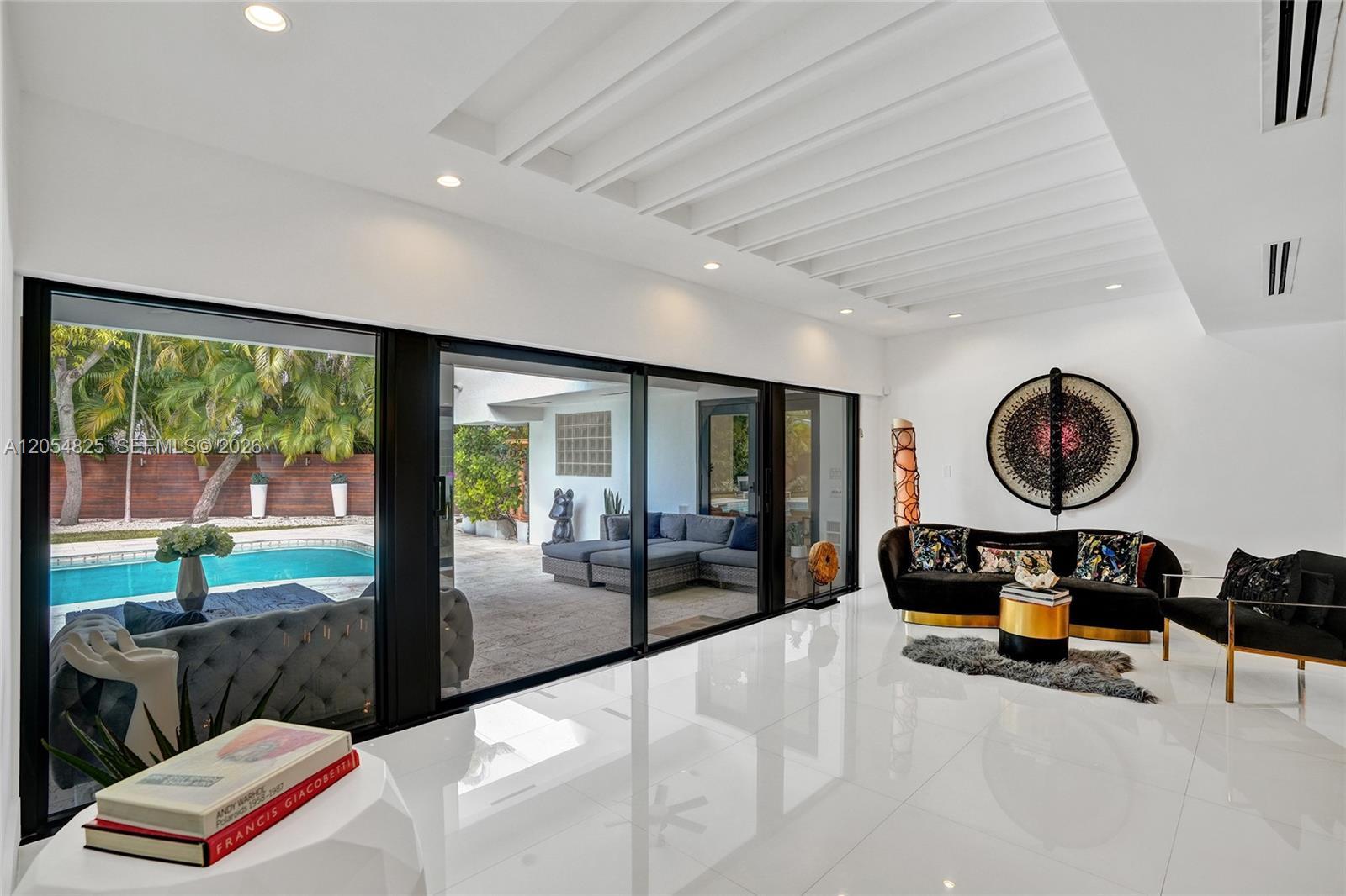 19130 NE 21st Ave, North Miami Beach FL 33179 photo 3