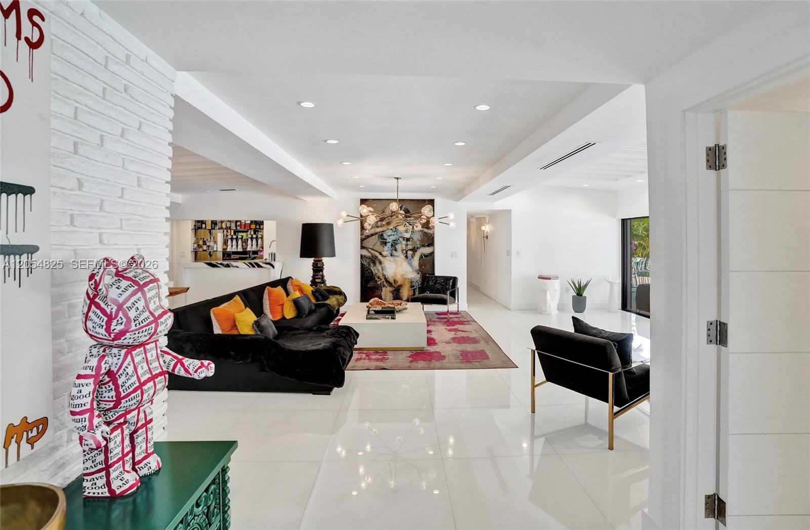 19130 NE 21st Ave, North Miami Beach FL 33179 photo 5