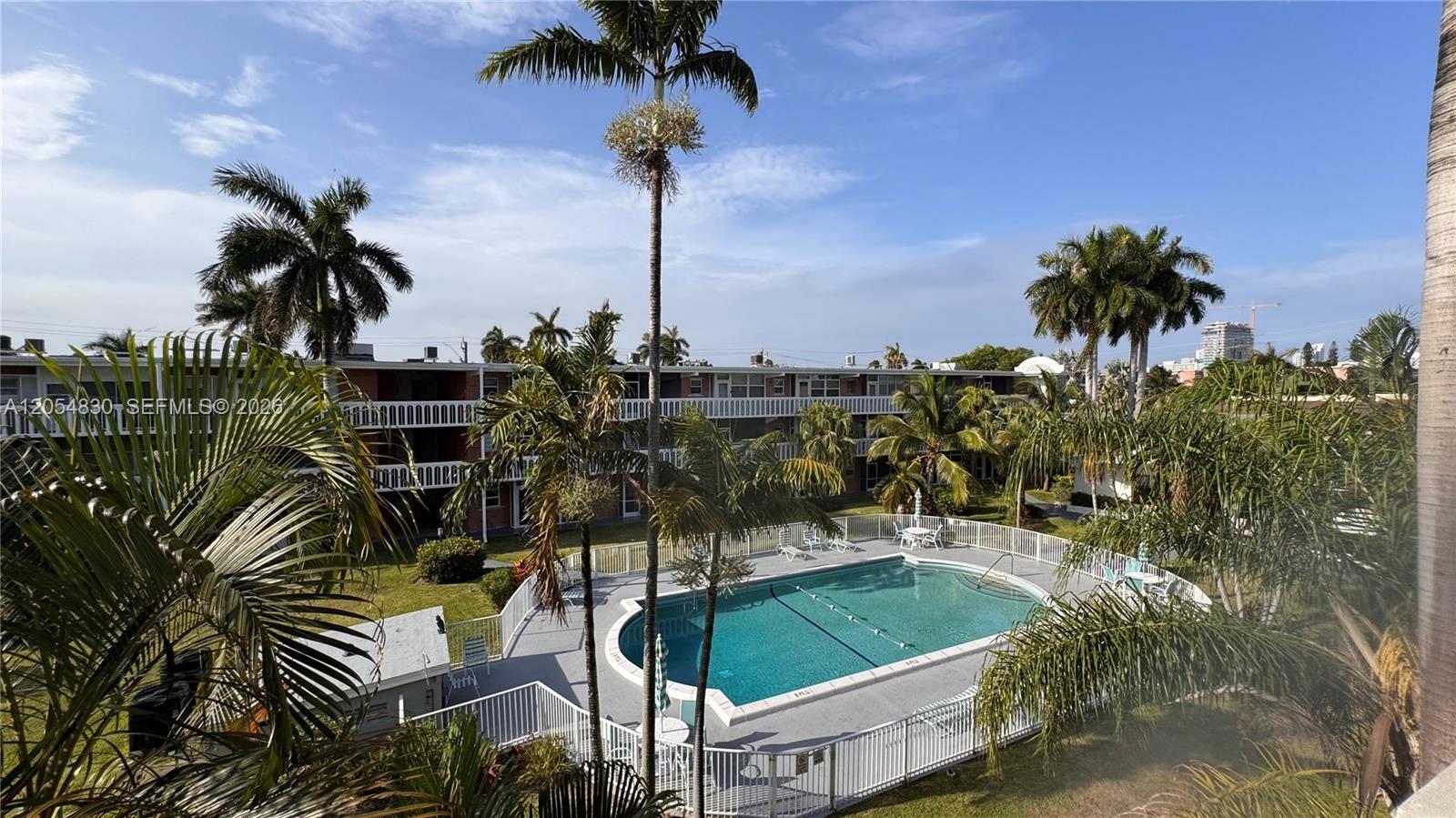 141 NE 10th Ave # 24C, Hallandale Beach FL 33009