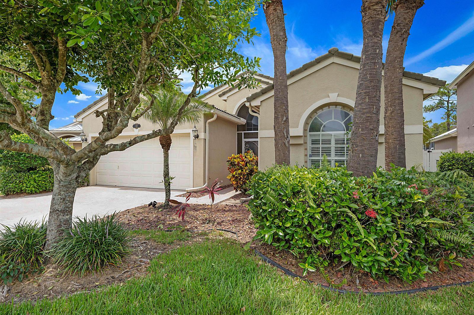 992 SE Westminster Place, Stuart FL 34997