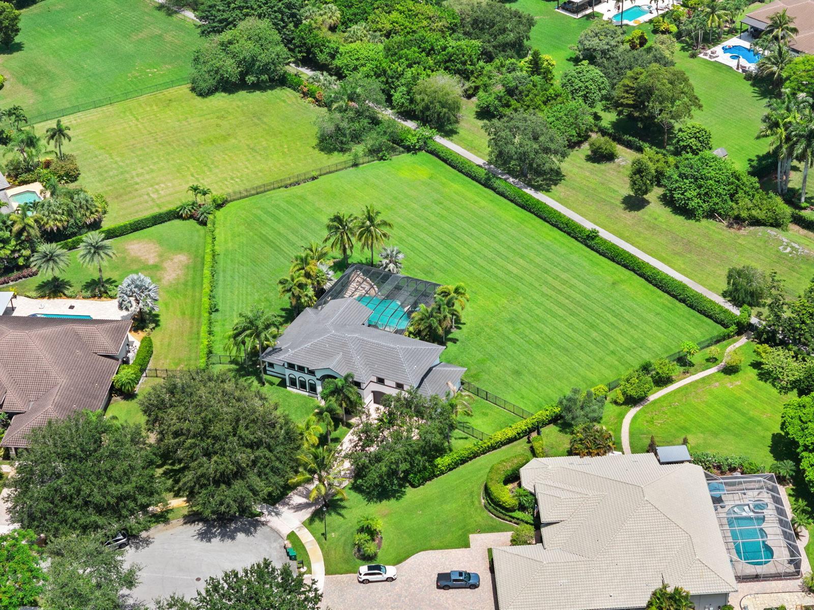 10641 SW 37TH Place, Davie FL 33328 photo 4