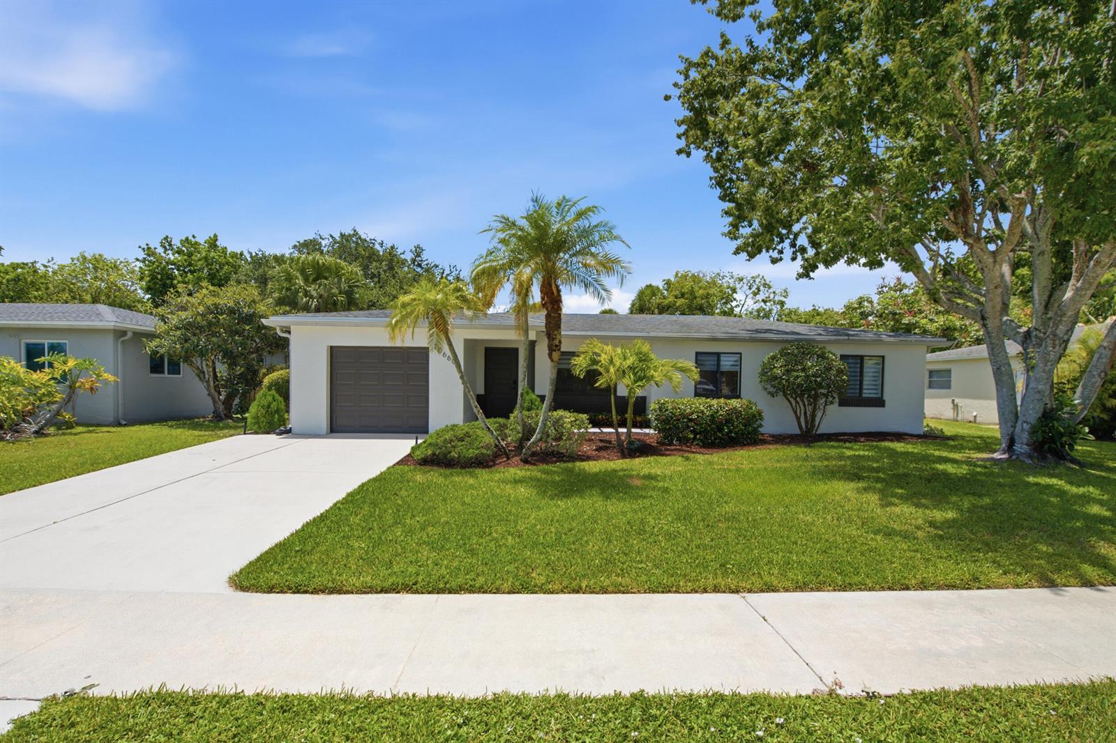 10660 Emperor Street, Boca Raton FL 33428