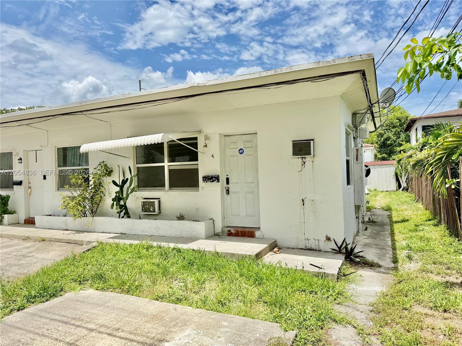2041 S jackson st # 4, Hollywood FL 33020 photo 2