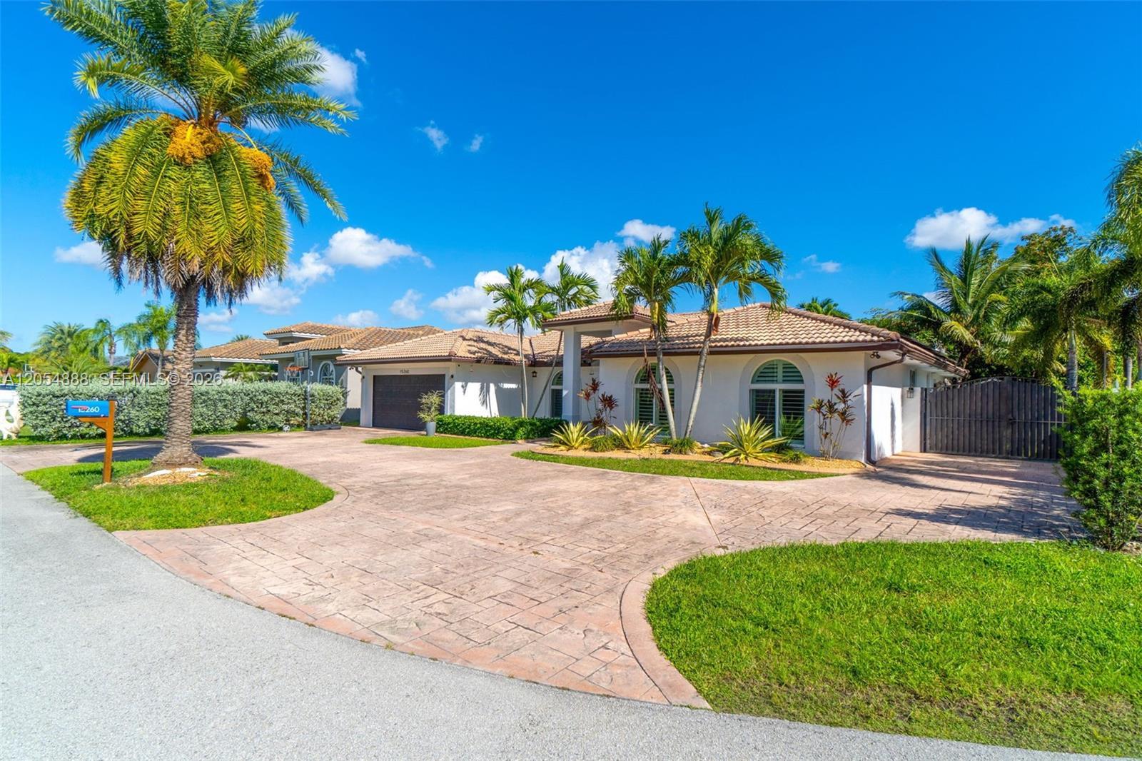 15260 SW 143rd St, Miami FL 33196 photo 2