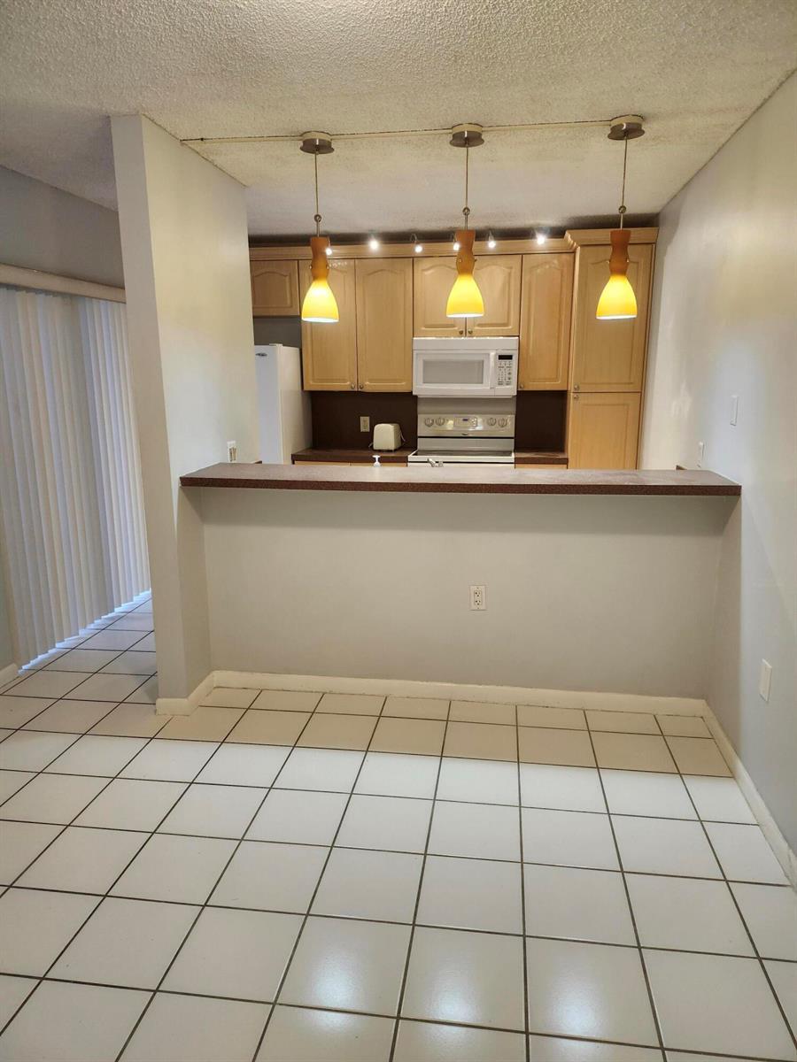 3209 32nd Way, West Palm Beach FL 33407 photo 3