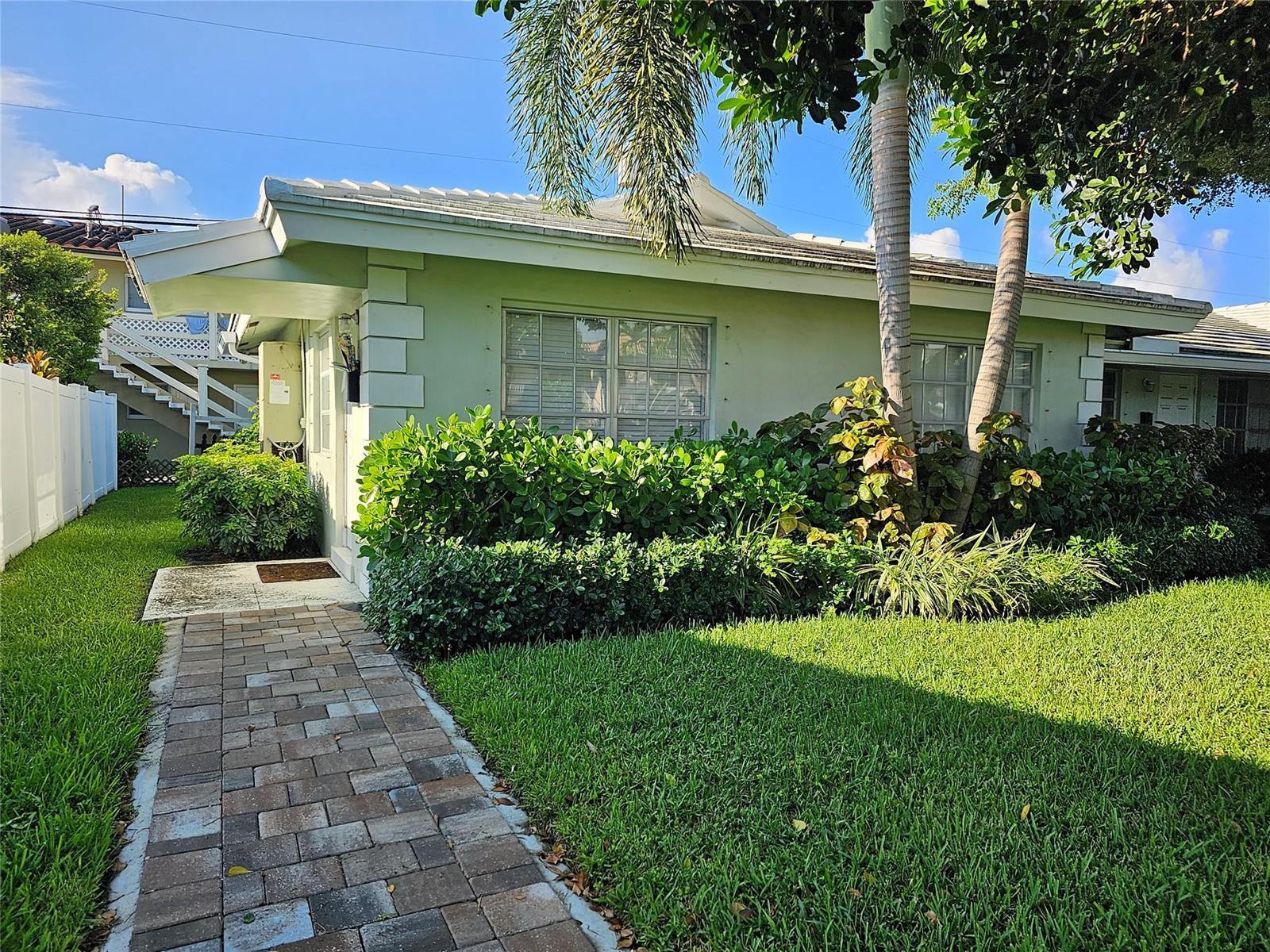 2120 NE 41st Street # D, Lighthouse Point FL 33064 photo 2