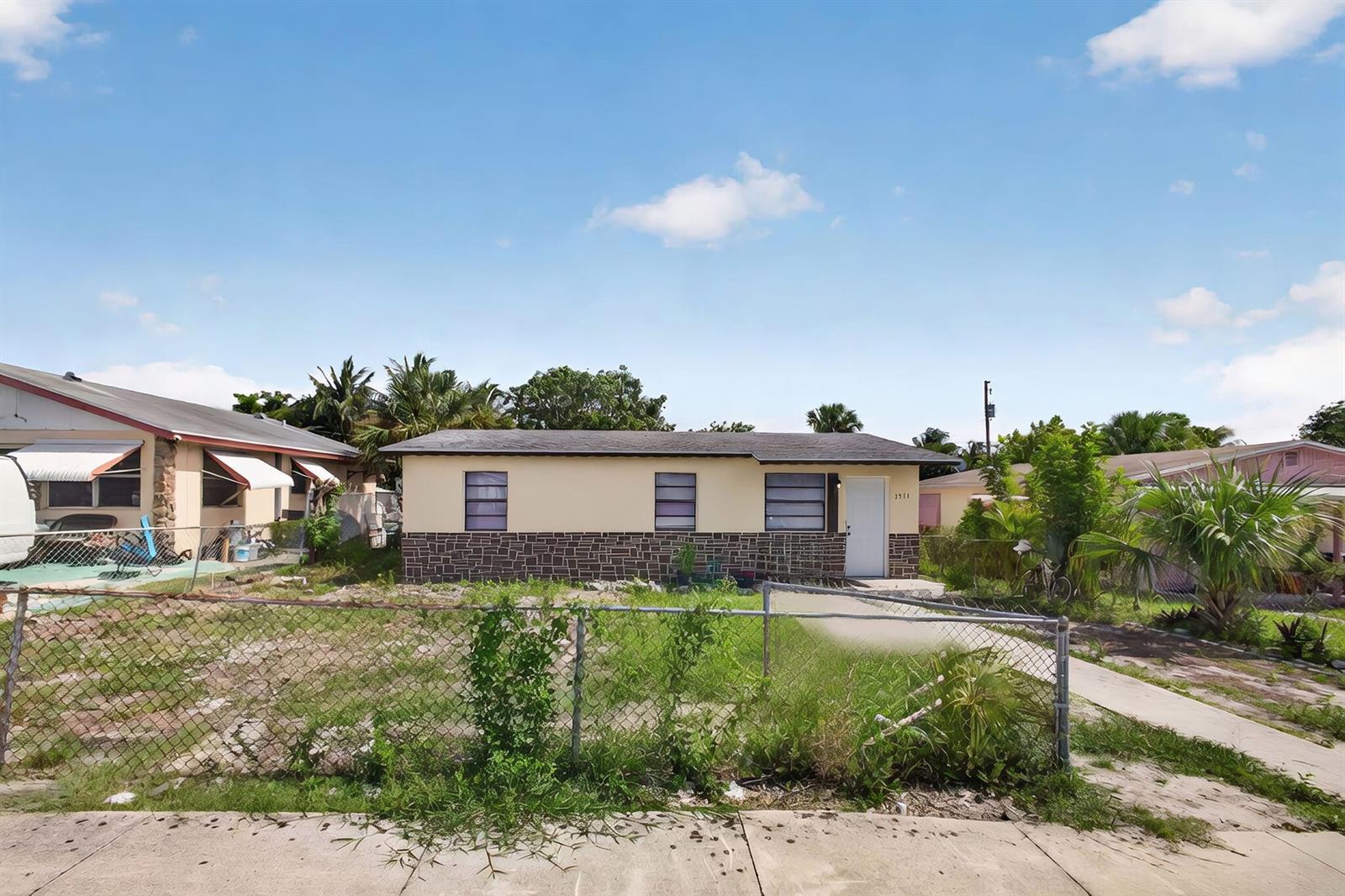 1511 W 32nd Street, West Palm Beach FL 33404 photo 4
