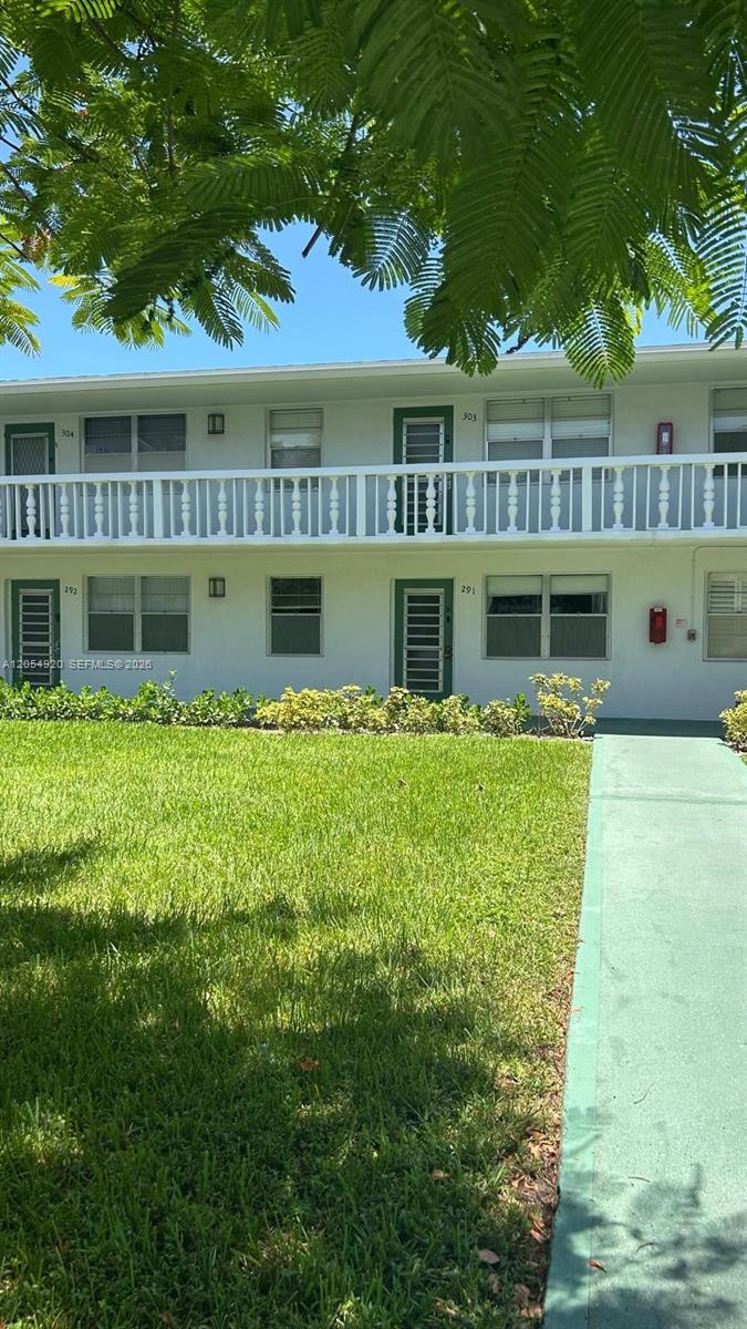 291 Farnham M, Deerfield Beach FL 33442