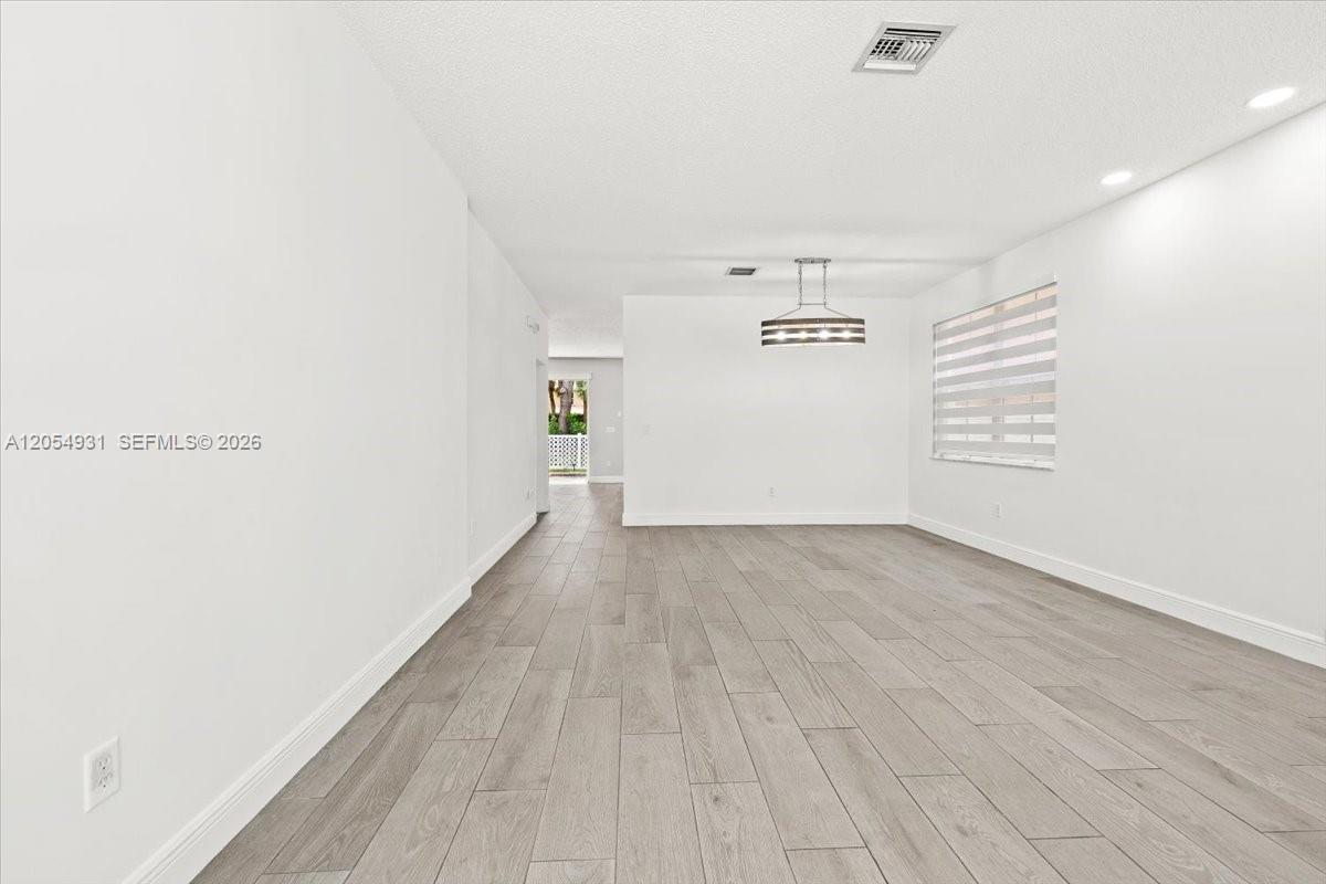 5014 SW 155th Ter, Miramar FL 33027 photo 3