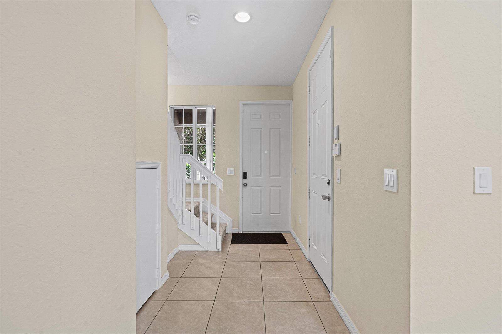 6272 S MILITARY Trail # 203, Lake Worth FL 33463 photo 3