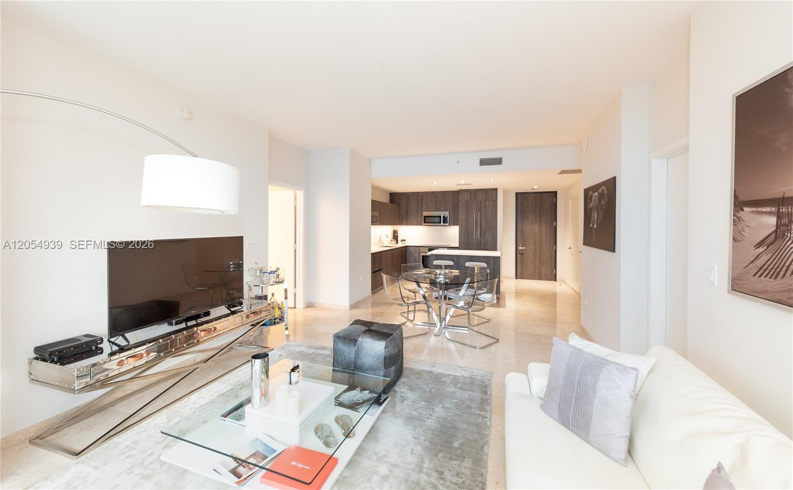88 SW 7th St # 3005, Miami FL 33130 photo 5