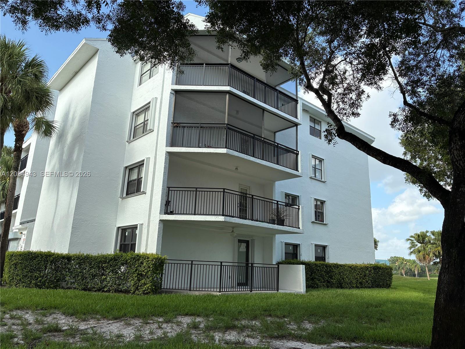 Weston, FL 33326 photo 2