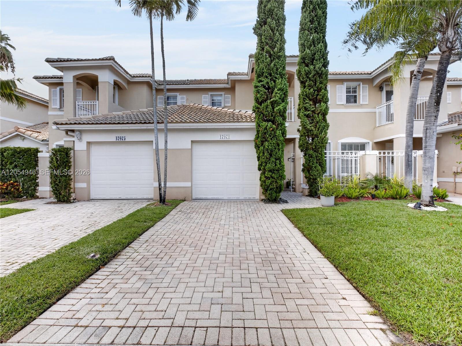 17071 NW 22nd St, Pembroke Pines FL 33028 photo 2
