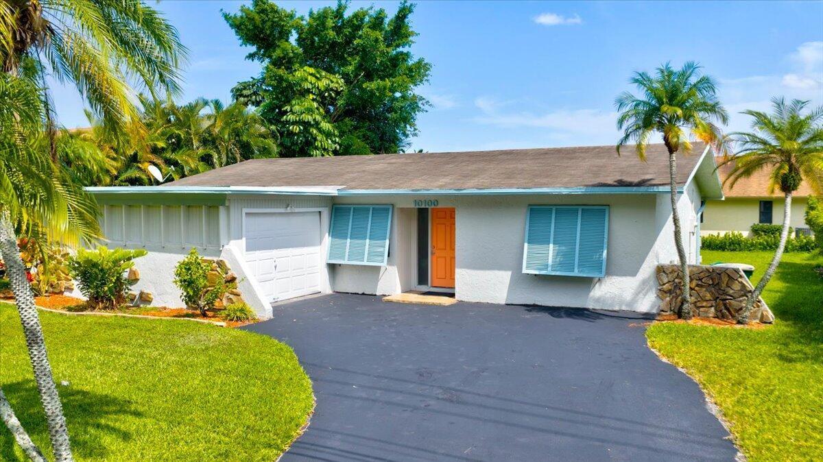 10100 NW 71st Place, Tamarac FL 33321 photo 2