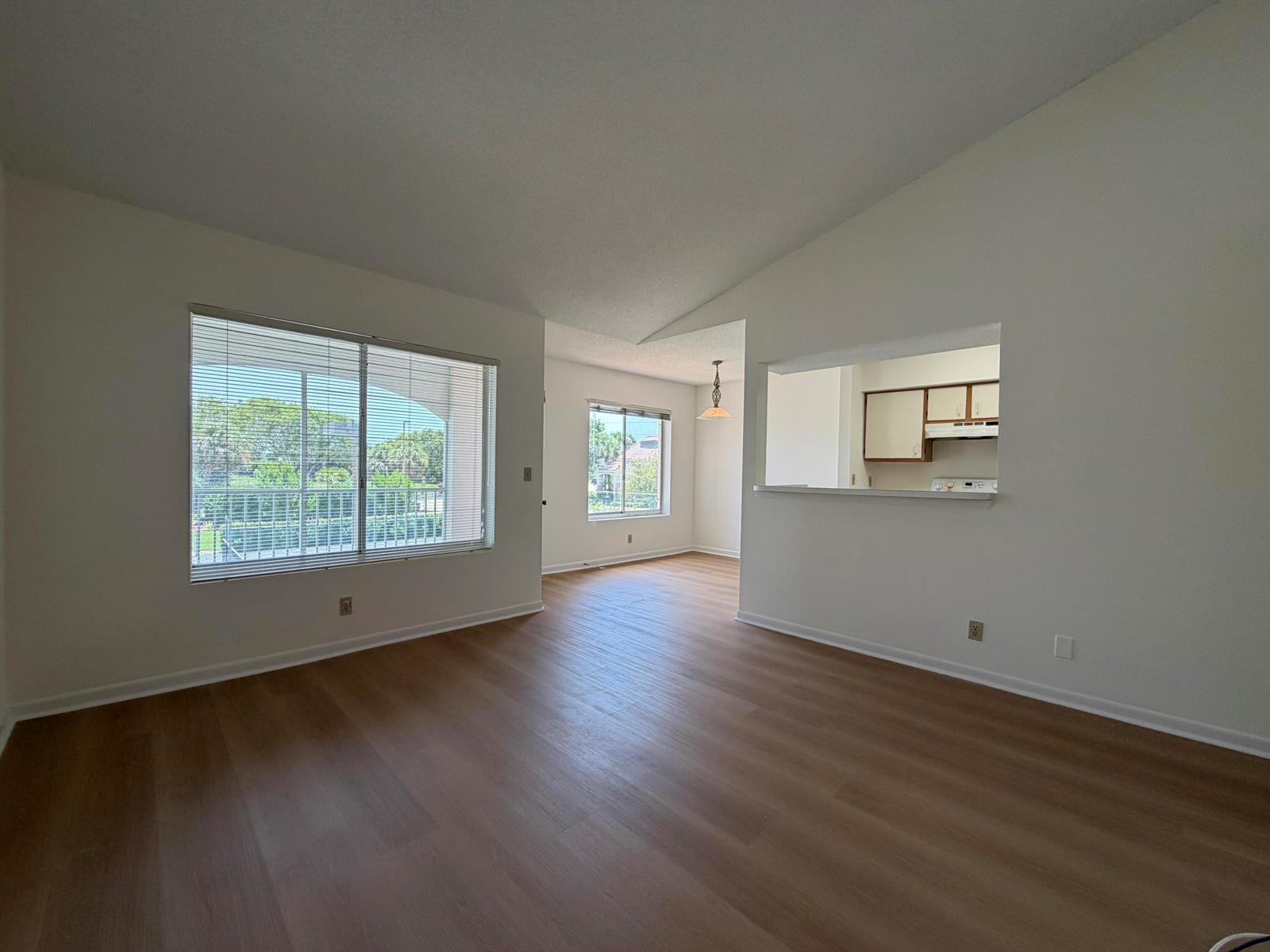 815 W Boynton Beach Boulevard # 203, Boynton Beach FL 33426 photo 2