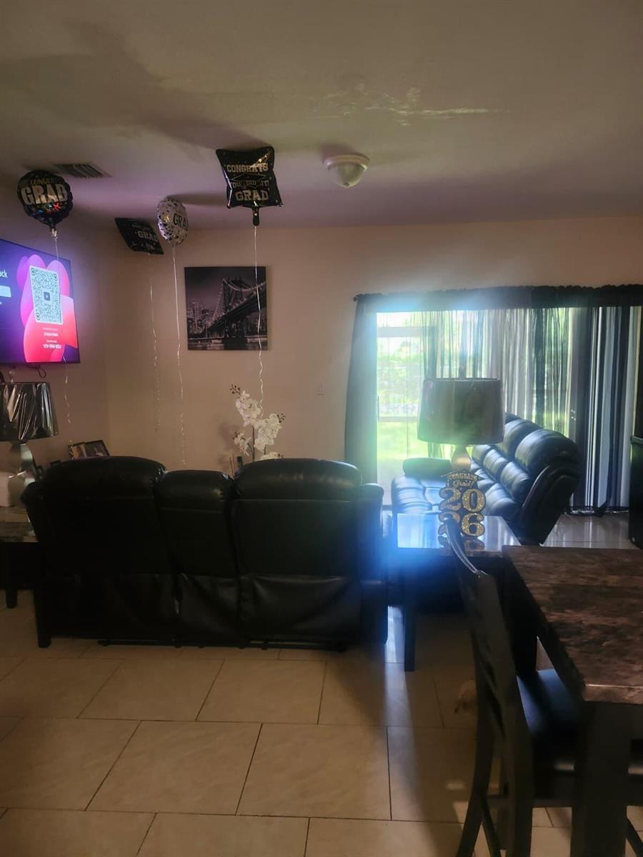 5525 MONTE CARLO Place, Margate FL 33068 photo 3
