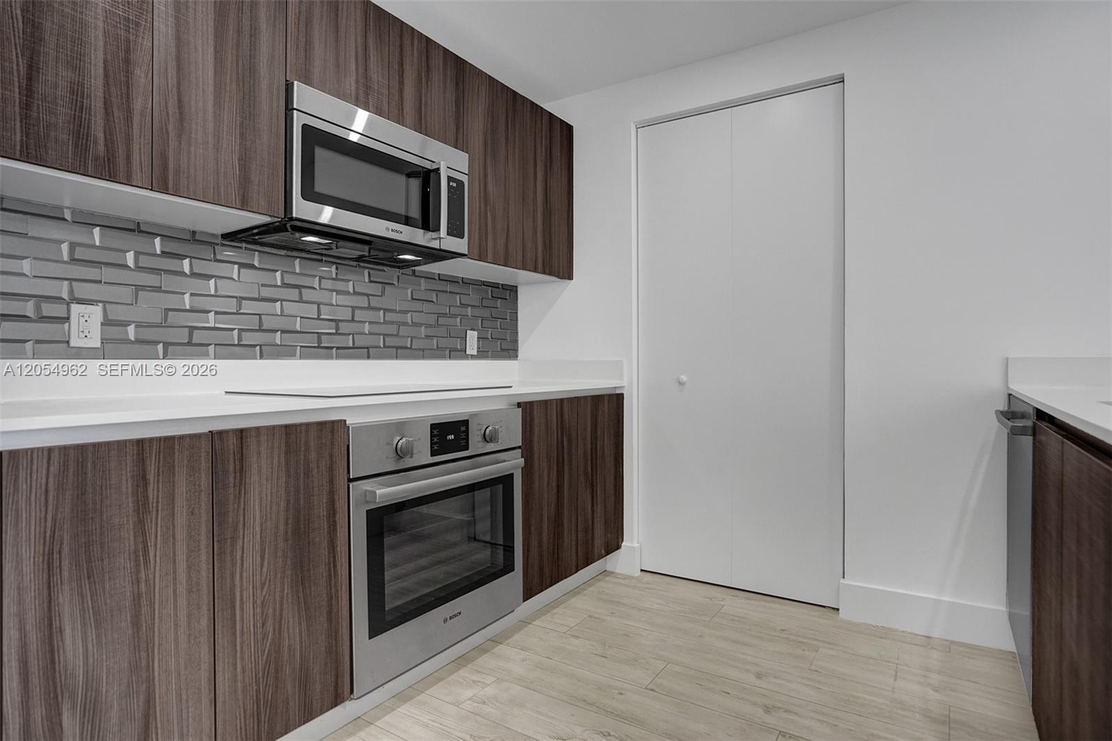 488 NE 18th St # 4510, Miami FL 33132 photo 5