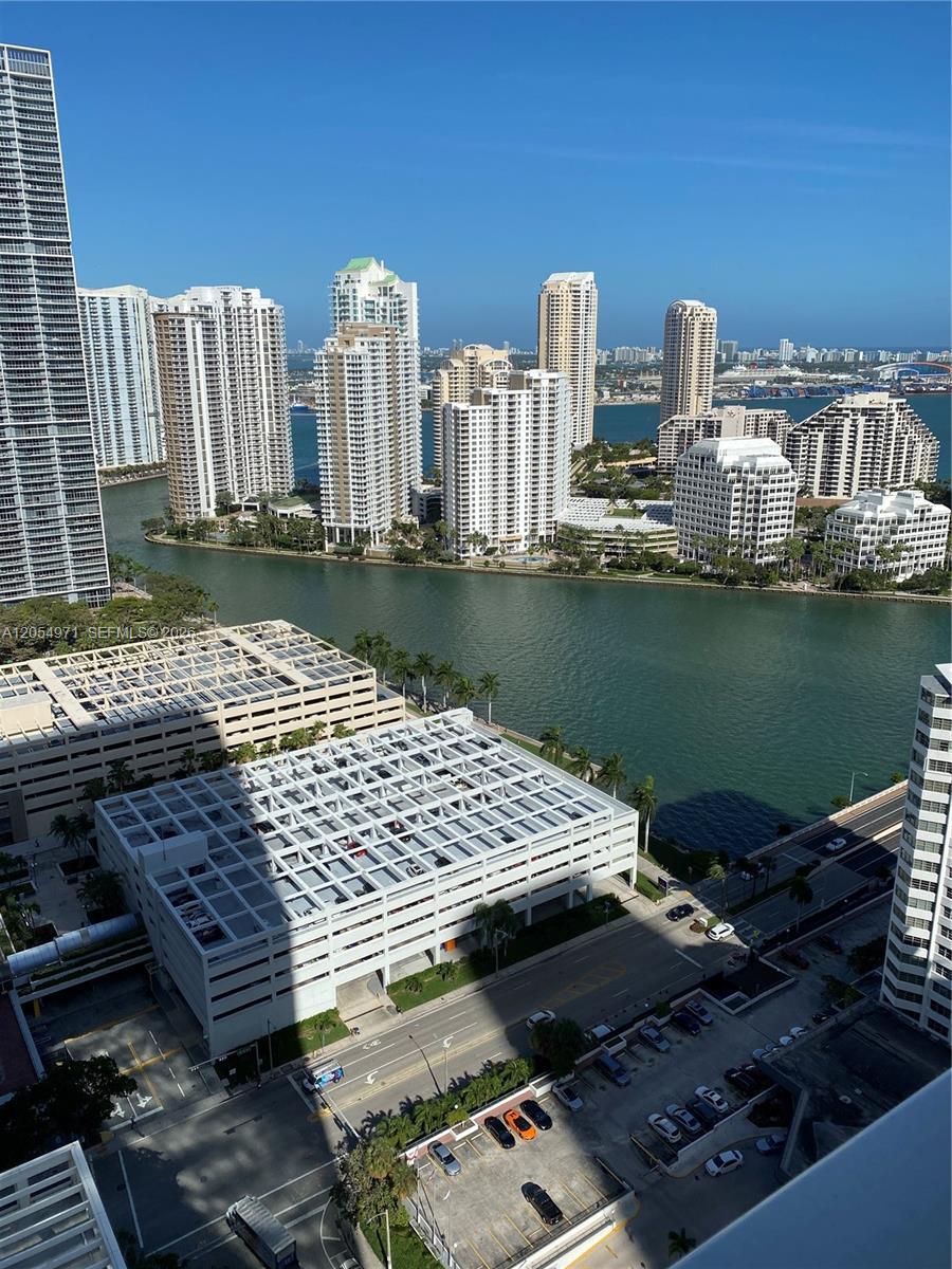 950 Brickell Bay Dr # 3208, Miami FL 33131 photo 2