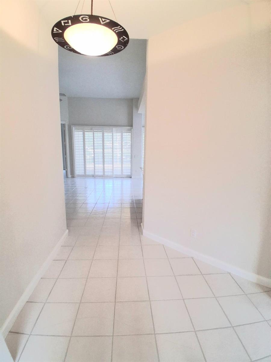 8465 BEACONHILL Road, Palm Beach Gardens FL 33410 photo 5