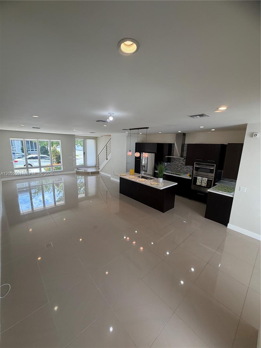 6440 NW 103rd Psge # 6440, Doral FL 33178