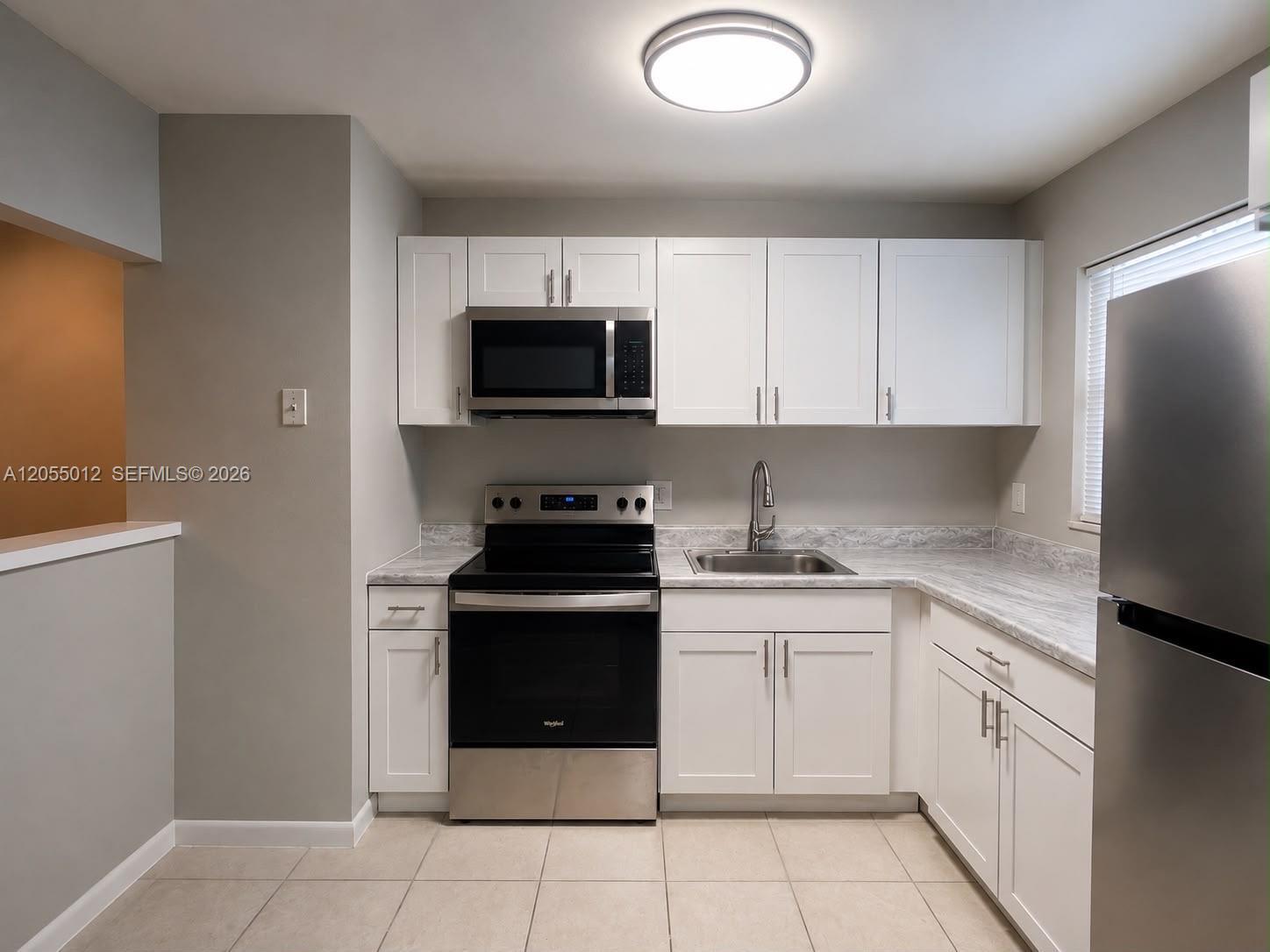 3930 Crystal Lake Dr # 208, Deerfield Beach FL 33064 photo 4
