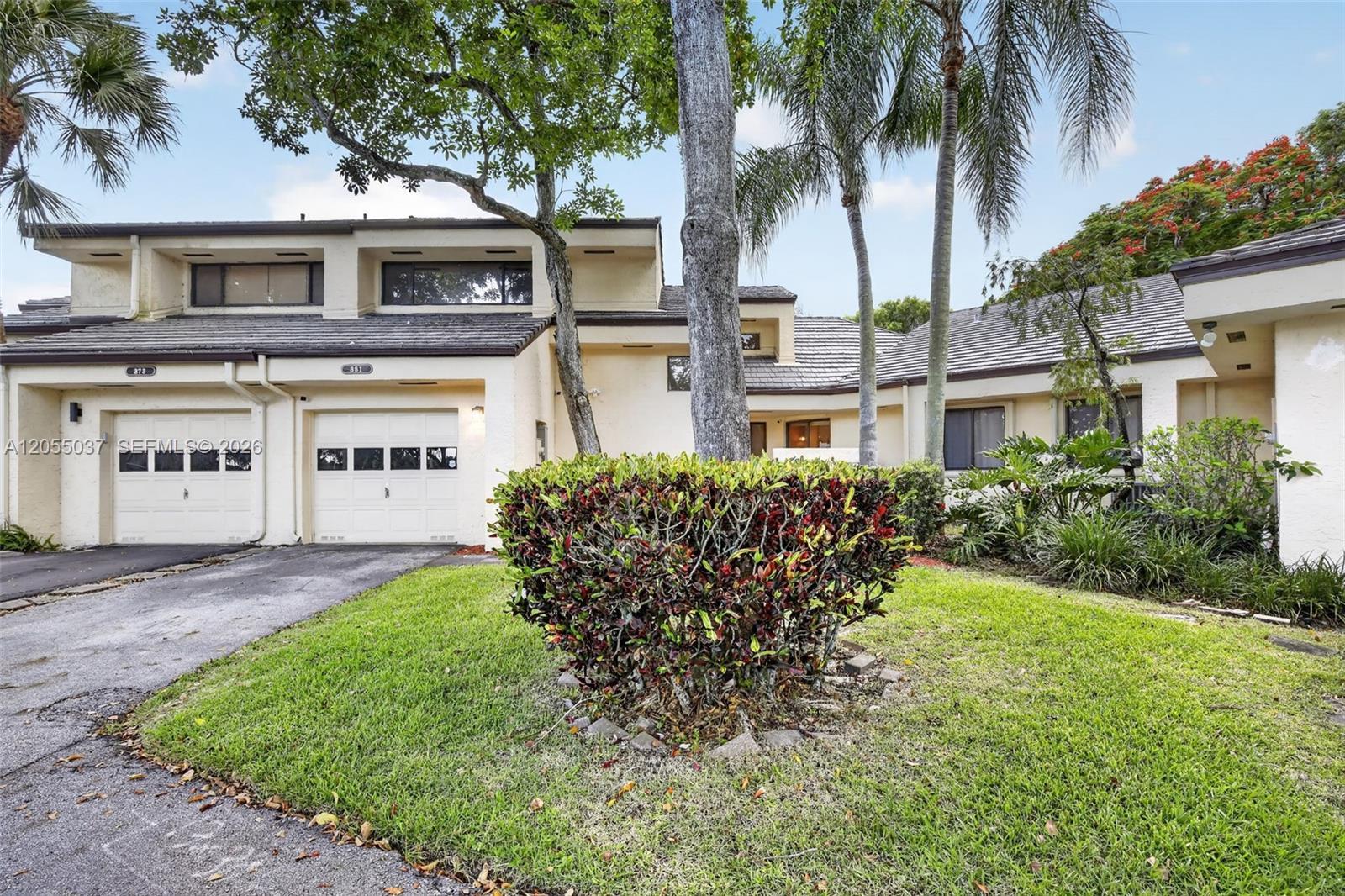 381 NW 94th Ter, Plantation FL 33324 photo 4