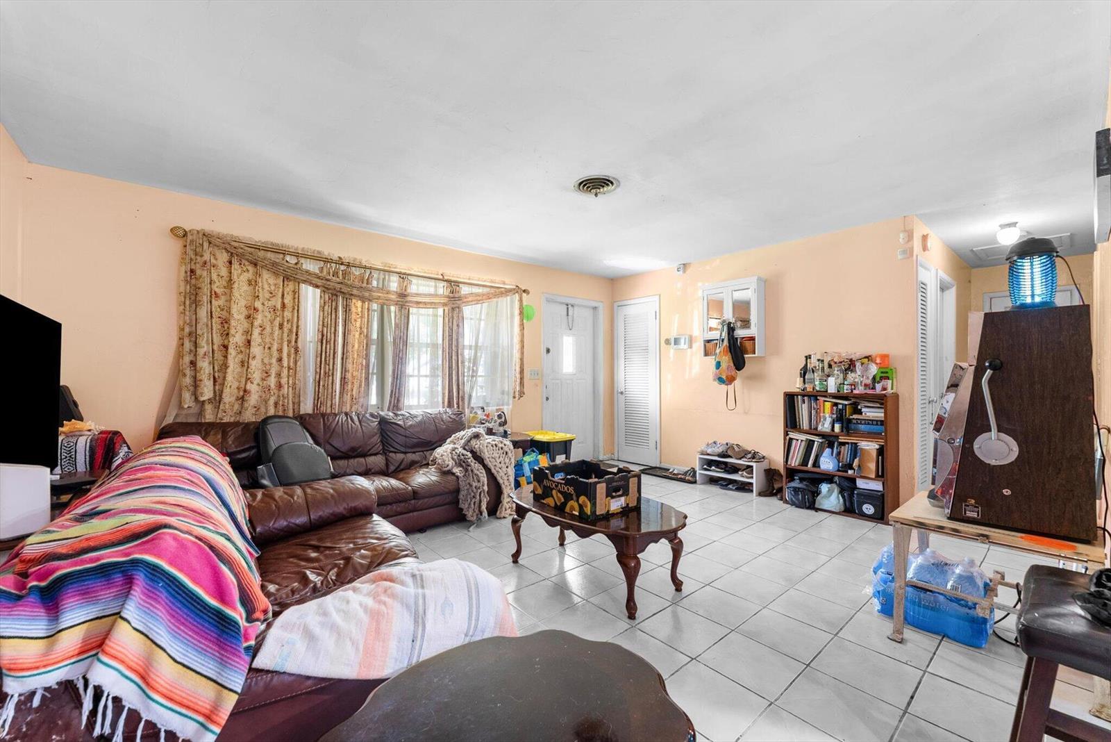2106 WARE Drive, West Palm Beach FL 33409 photo 5