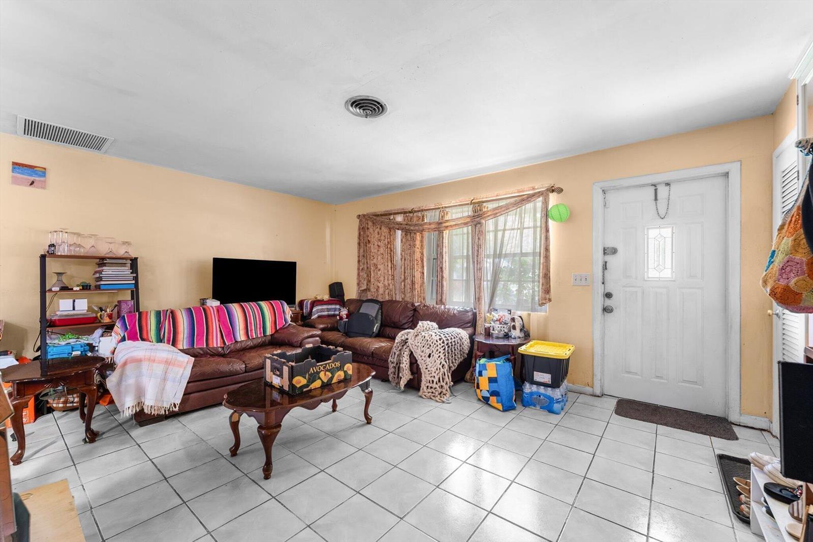 2106 WARE Drive, West Palm Beach FL 33409 photo 4
