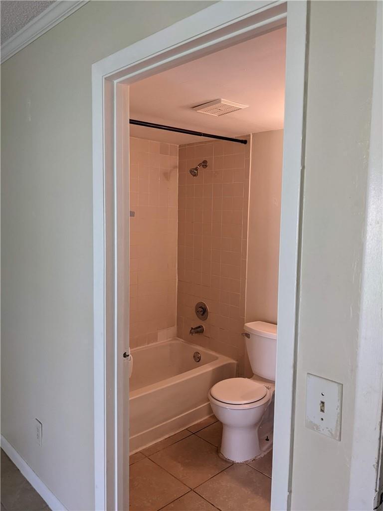 401 MEADOWS Circle, Boynton Beach FL 33436 photo 5