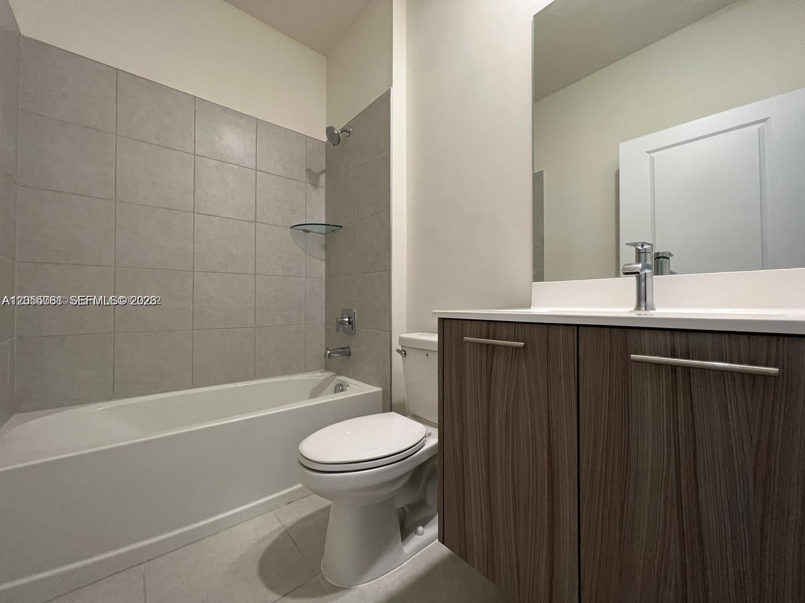 8363 NW 41st St # 104, Doral FL 33166 photo 5
