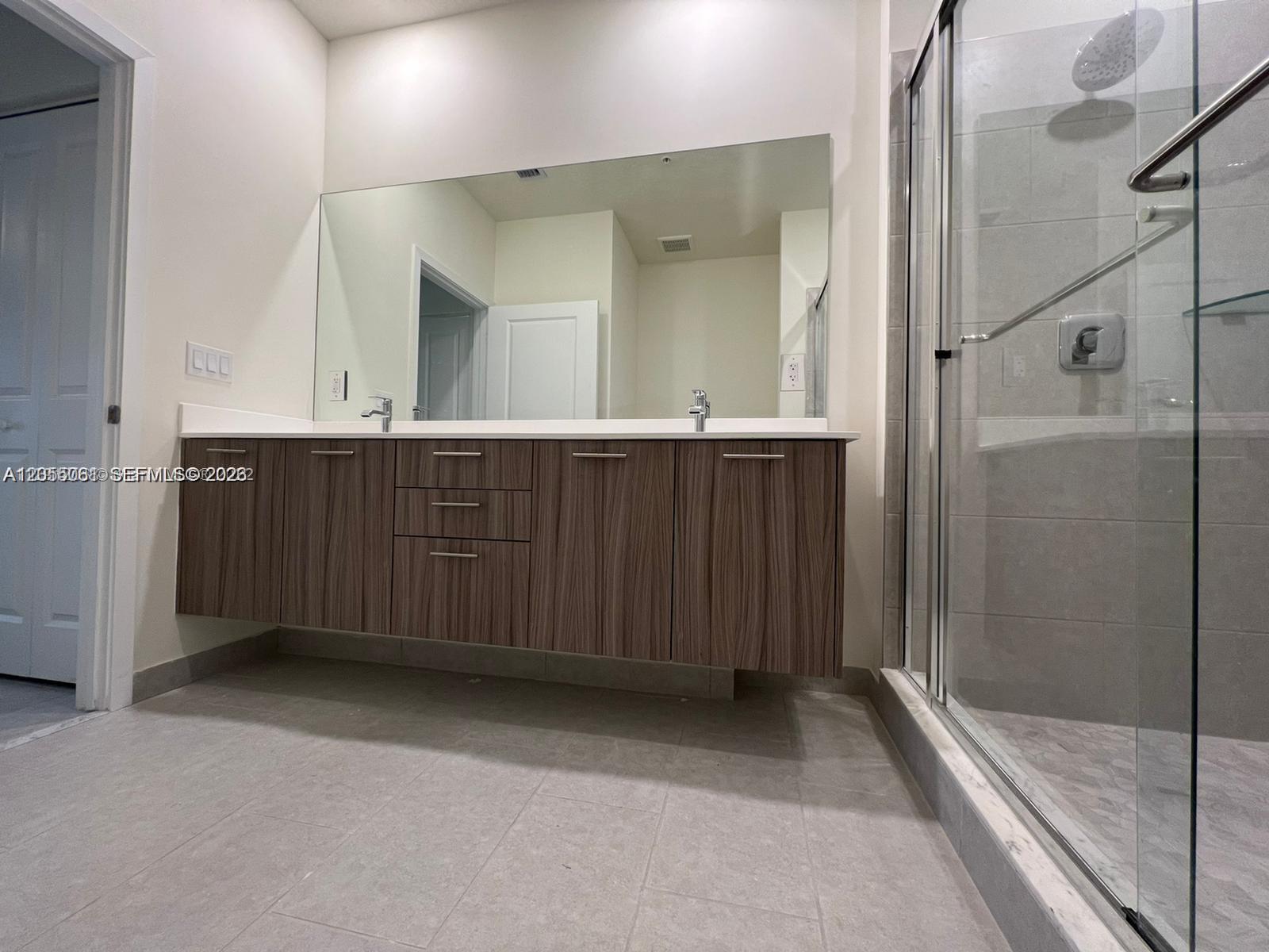 8363 NW 41st St # 104, Doral FL 33166 photo 4