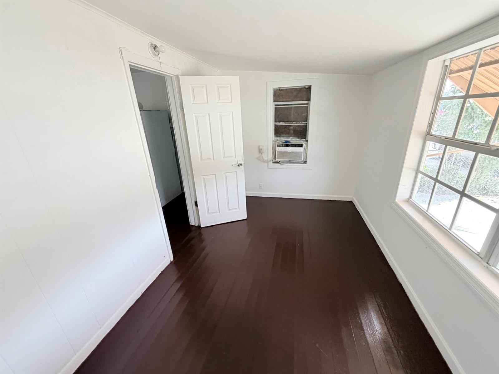 4343 Pinewood Avenue, West Palm Beach FL 33407 photo 2