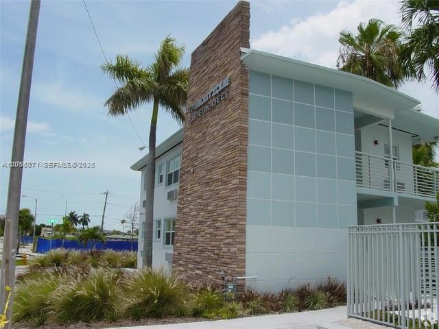 8000 NE Bayshore Ct # 203, Miami FL 33138 photo 2