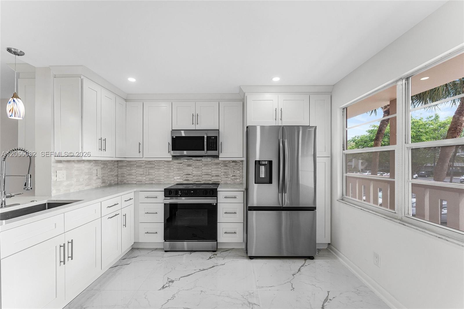 2303 Lucaya Ln # H2, Coconut Creek FL 33066 photo 4
