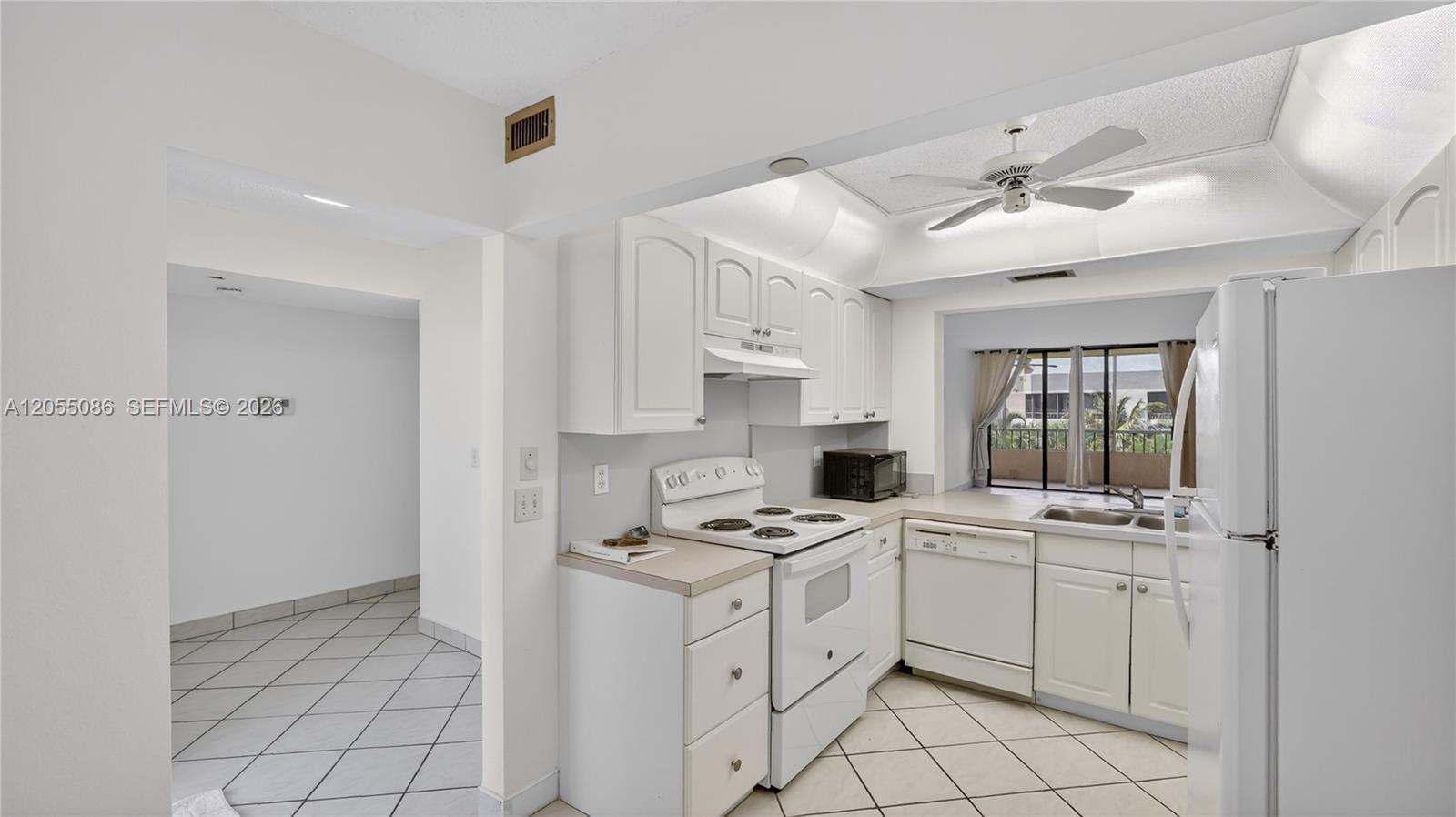1850 Homewood Blvd # 5010, Delray Beach FL 33445 photo 5